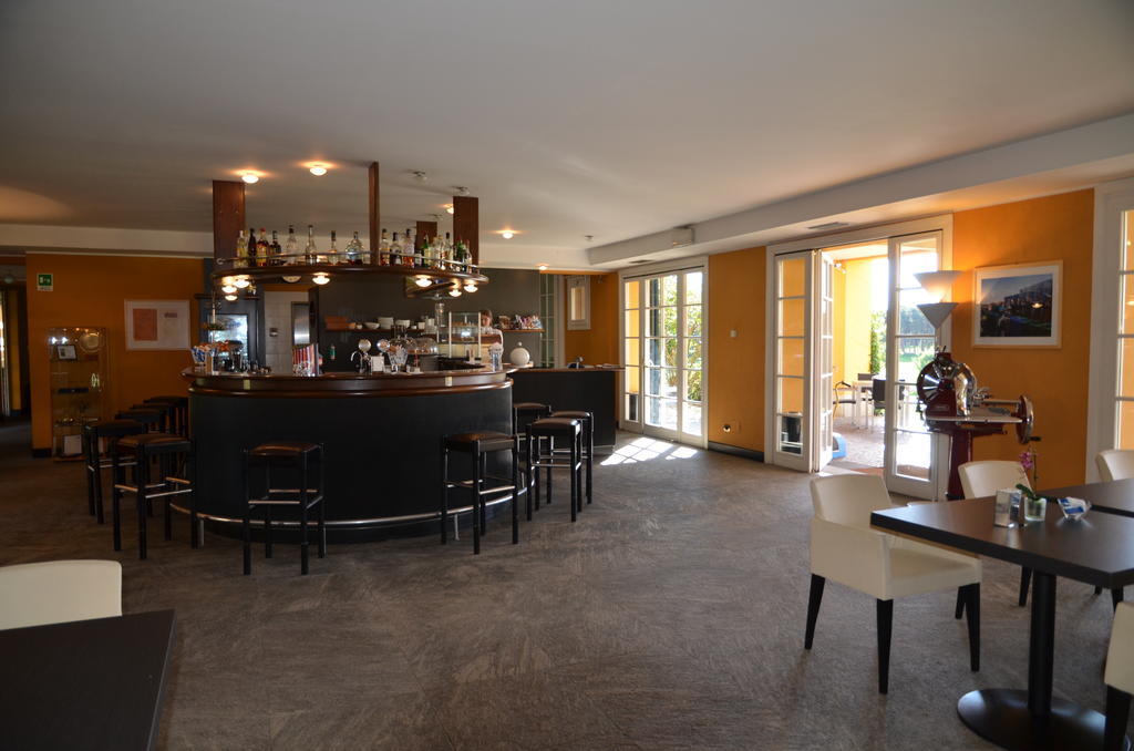 Hotel Golf Club Castelconturbia Agrate Conturbia Exterior foto